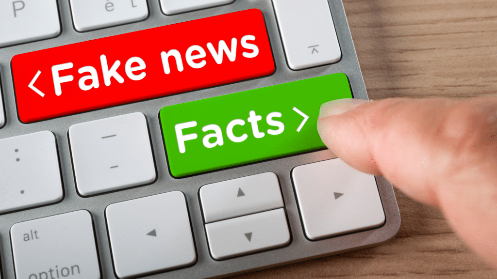 Fake news versus facts online